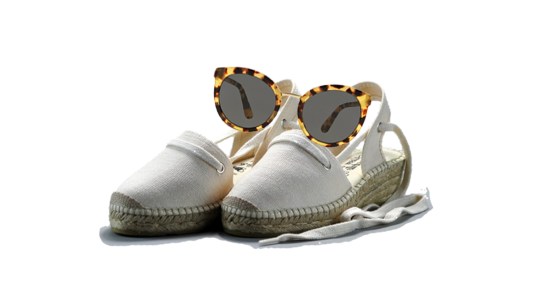 Mode quinqua : looks d'été à shopper pour les vacances 2018