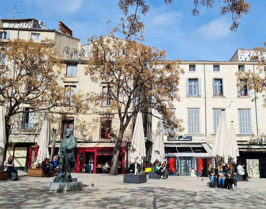Montpellier mars 2021 place Jean Jaures