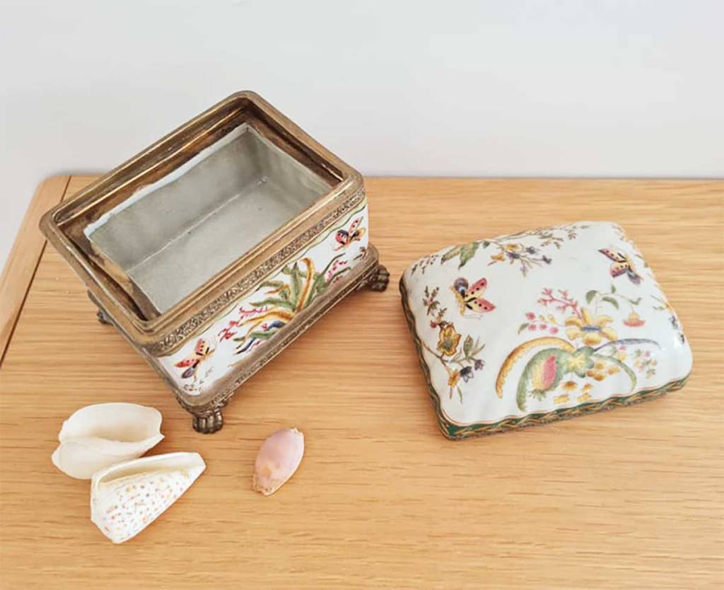 Vol-de-bijoux-Les-Jolies-quinquas-Balaruc-les-Bains