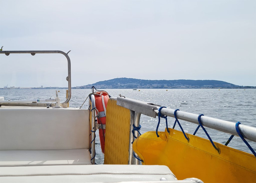 Sète comme une baleine échouée